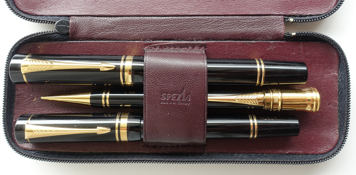 Parker Duofold Centennial Black & Gold  3 dielna sada