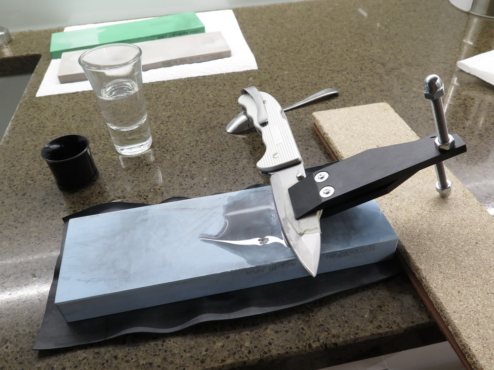 VICTORINOX  brusenia